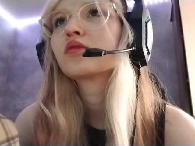 AmieFilipovic live cam on BongaCams