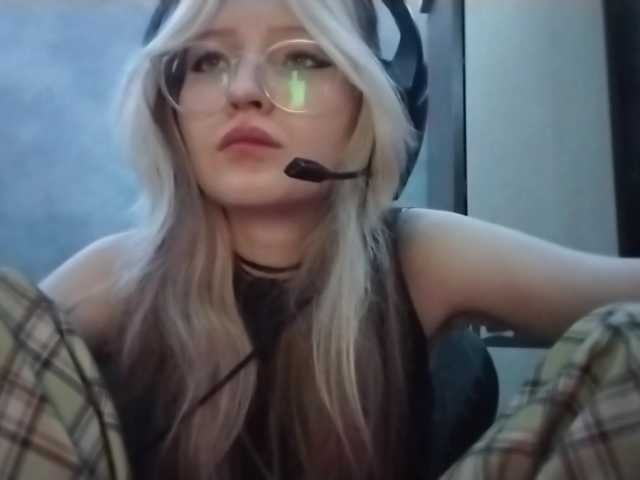 AmieFilipovic live cam on BongaCams