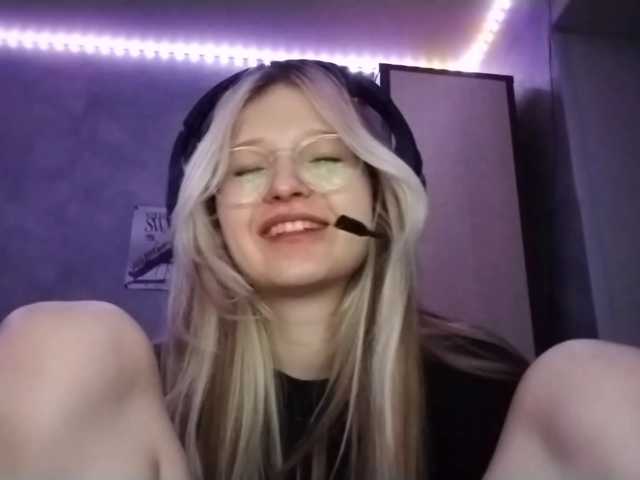 AmieFilipovic live cam on BongaCams