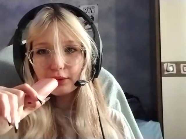 AmieFilipovic live cam on BongaCams