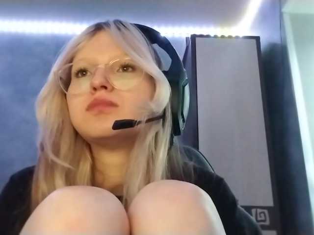 AmieFilipovic live cam on BongaCams