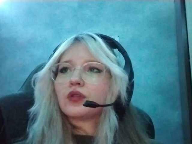AmieFilipovic live cam on BongaCams