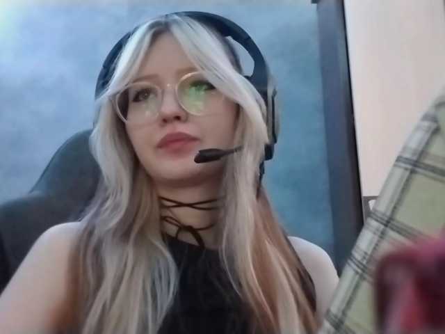 AmieFilipovic live cam on BongaCams