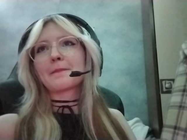 AmieFilipovic live cam on BongaCams