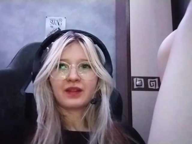 AmieFilipovic live cam on BongaCams