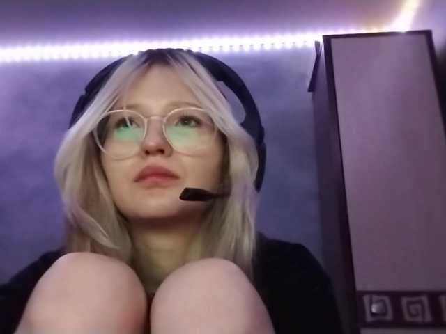 AmieFilipovic live cam on BongaCams