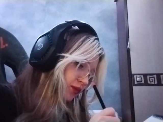 AmieFilipovic live cam on BongaCams