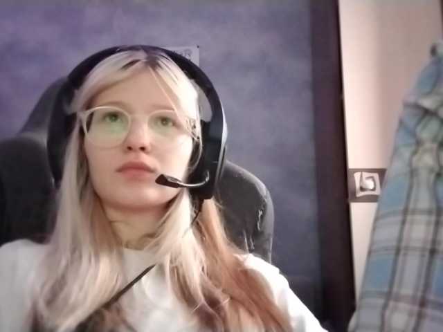 AmieFilipovic live cam on BongaCams