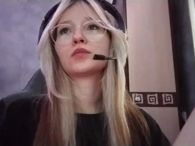 AmieFilipovic live cam on BongaCams