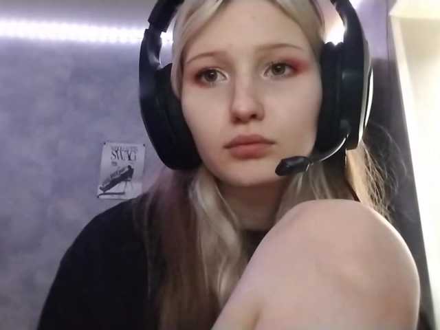 AmieFilipovic live cam on BongaCams
