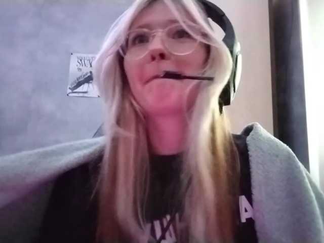 AmieFilipovic live cam on BongaCams