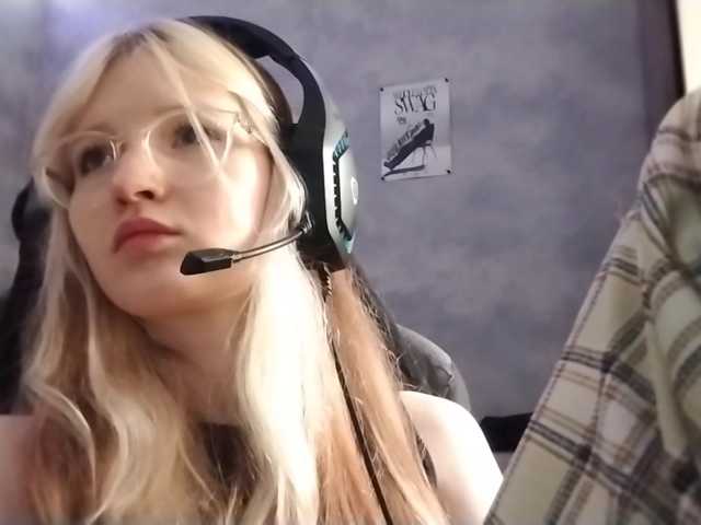 AmieFilipovic live cam on BongaCams