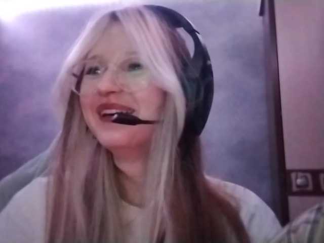 AmieFilipovic live cam on BongaCams