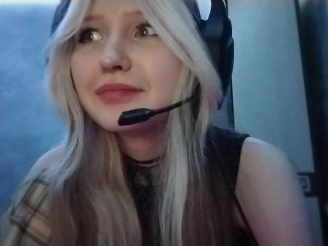 AmieFilipovic live cam on BongaCams