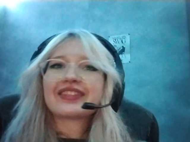 AmieFilipovic live cam on BongaCams