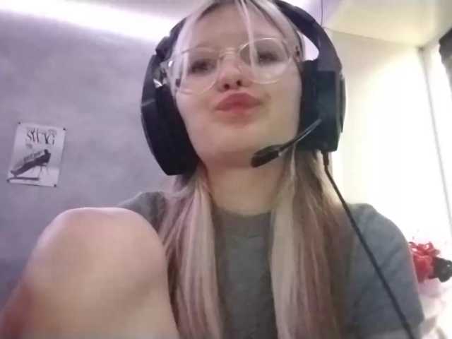 AmieFilipovic live cam on BongaCams