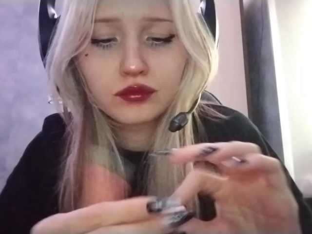 AmieFilipovic live cam on BongaCams