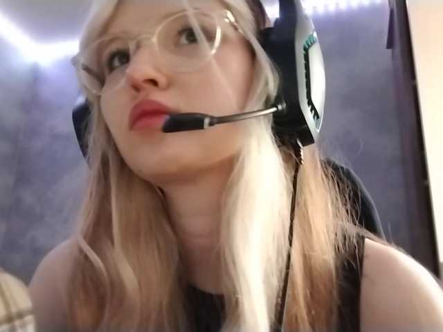 AmieFilipovic live cam on BongaCams