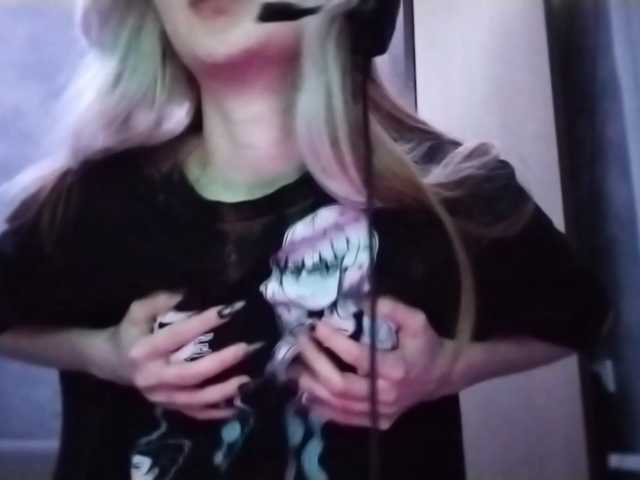 AmieFilipovic live cam on BongaCams