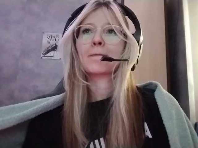 AmieFilipovic live cam on BongaCams