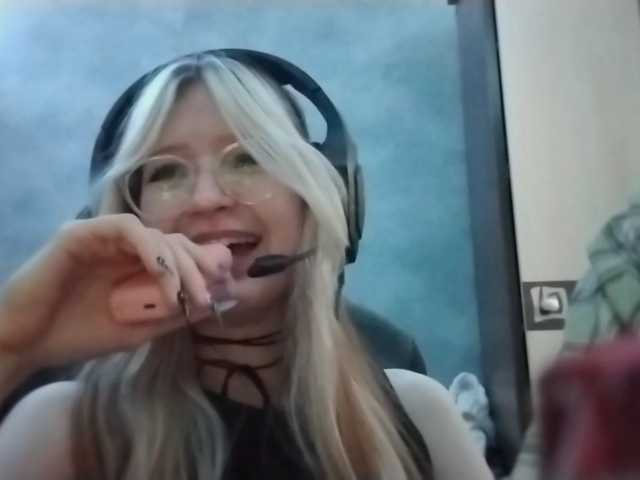 AmieFilipovic live cam on BongaCams