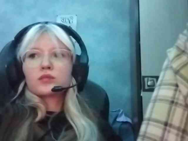 AmieFilipovic webcam