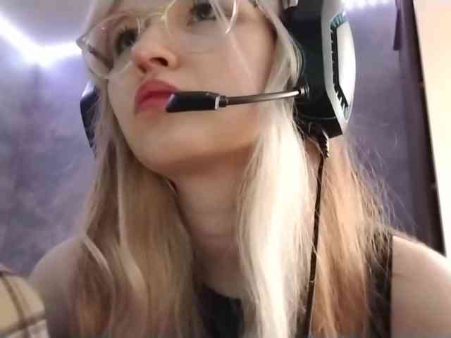 AmieFilipovic webcam