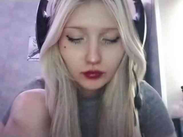AmieFilipovic webcam