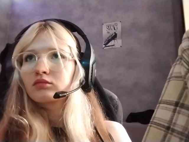 AmieFilipovic webcam