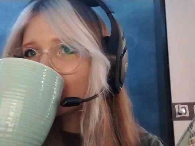 AmieFilipovic webcam