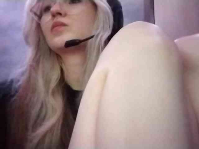 AmieFilipovic webcam