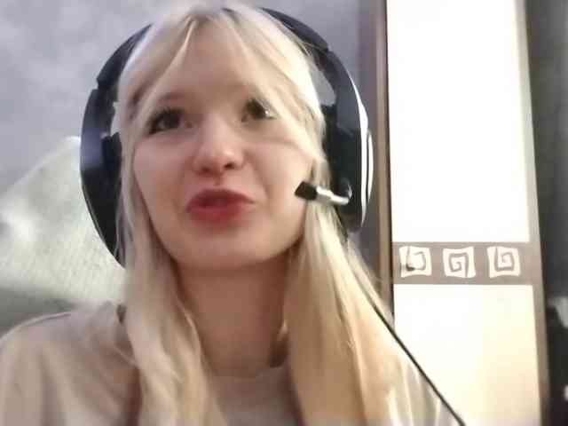 AmieFilipovic webcam