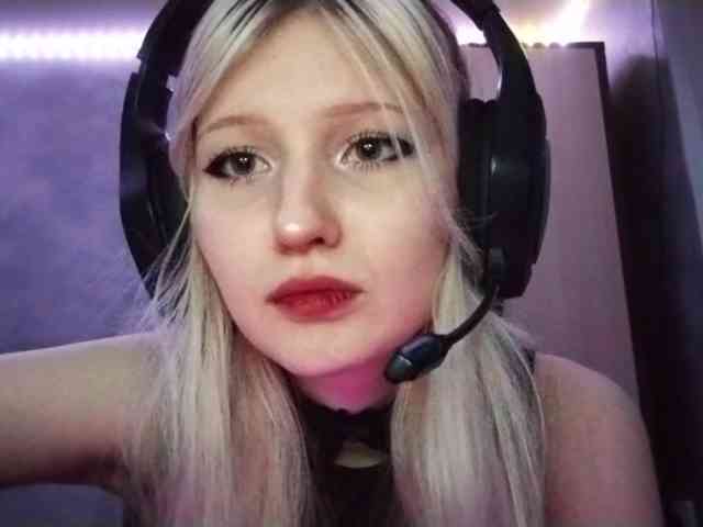 AmieFilipovic webcam