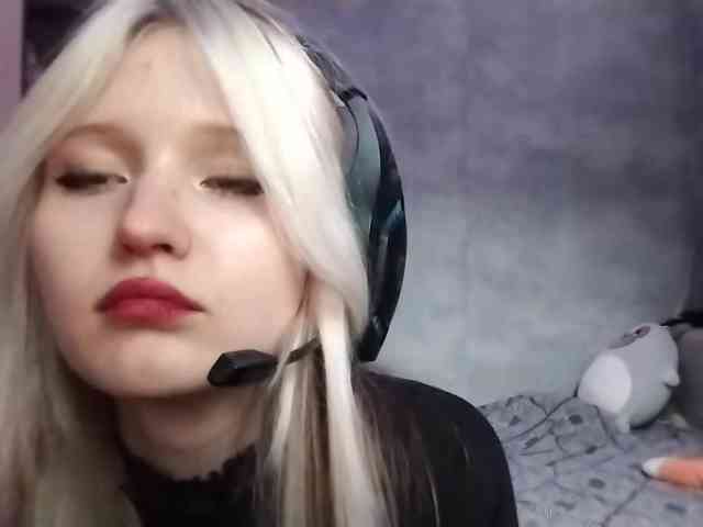 AmieFilipovic webcam