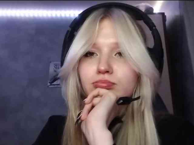 AmieFilipovic webcam