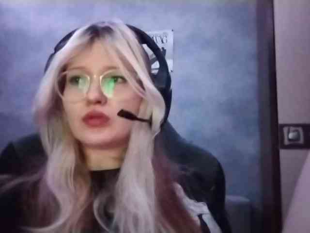 AmieFilipovic webcam