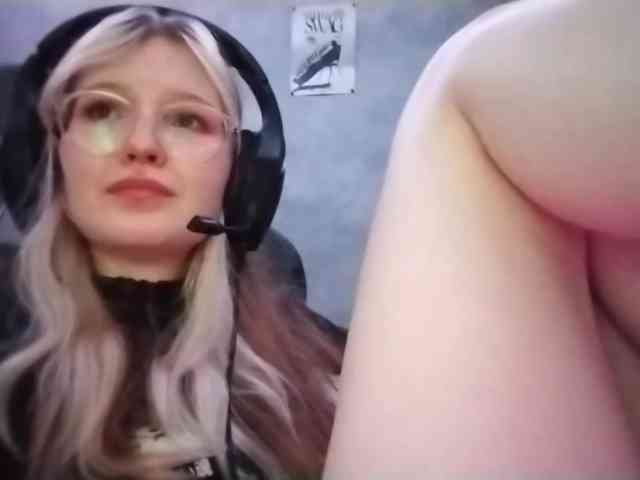 AmieFilipovic webcam