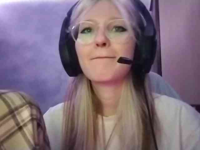 AmieFilipovic webcam