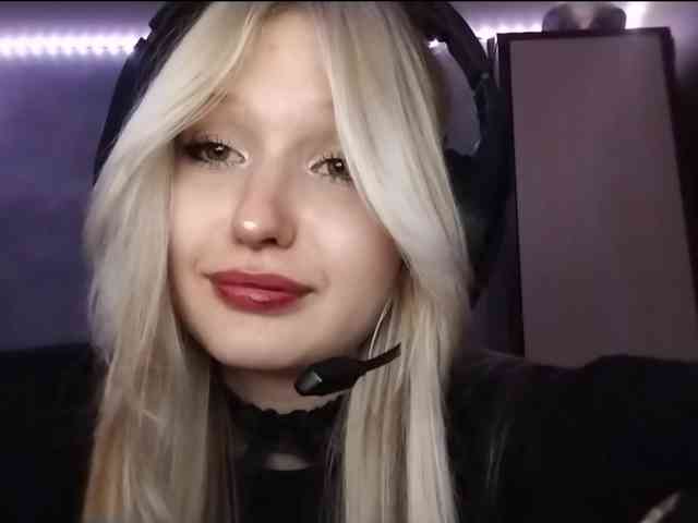AmieFilipovic webcam
