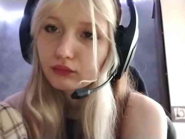 AmieFilipovic webcam