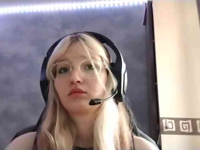 AmieFilipovic webcam