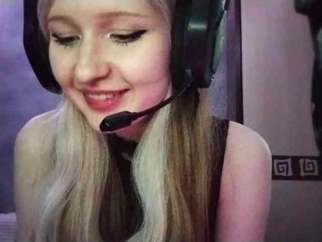 AmieFilipovic webcam