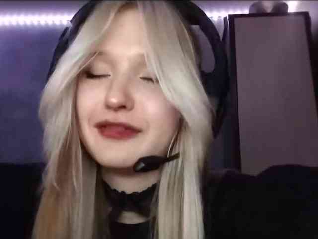 AmieFilipovic webcam