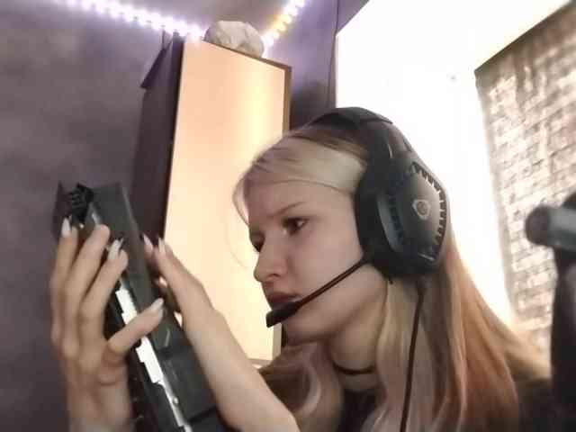 AmieFilipovic webcam