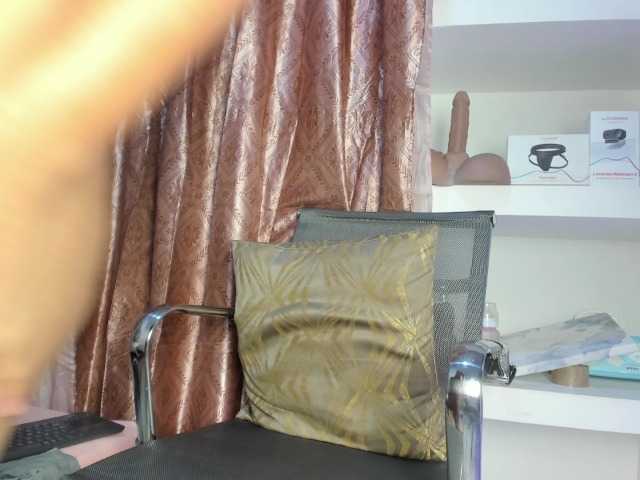 daiana-smith live cam on BongaCams