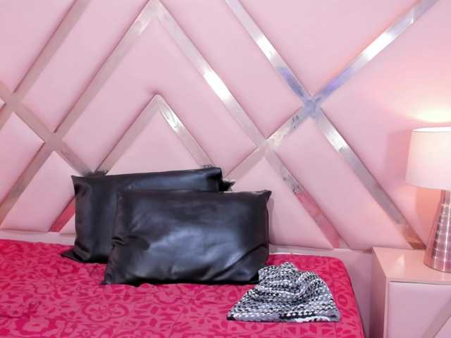 BrunetteExposito live cam on BongaCams