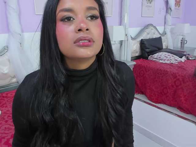 BrunetteExposito