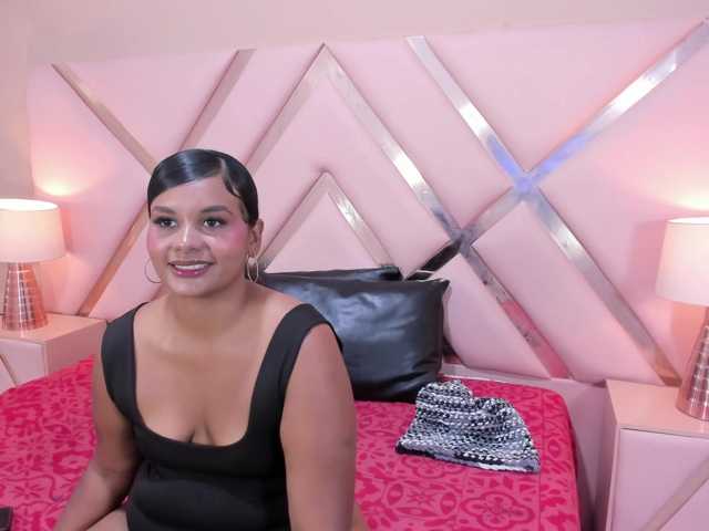 BrunetteExposito