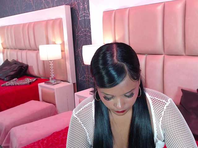 BrunetteExposito