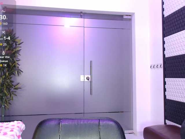 BrunetteExposito live cam on BongaCams